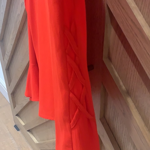 Skies Are Blue Women’s Top - Picture 3 of 6